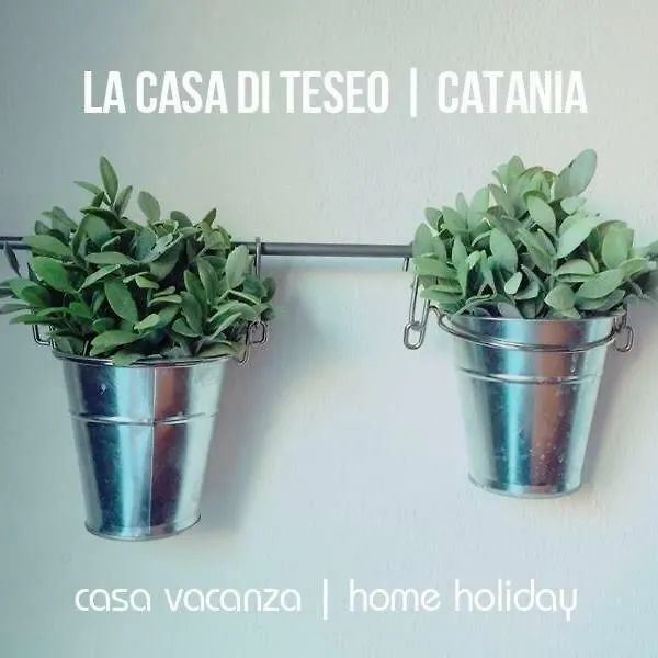 La Casa Di Teseo Apartment Cannizzaro 0*,  Italy